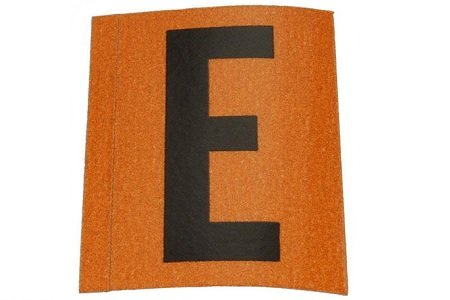 Sticker 'E' (zwart/oranje)