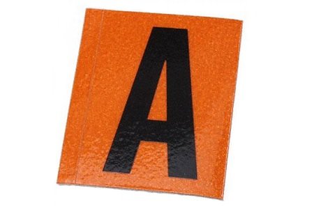 Sticker 'A' (zwart/oranje)