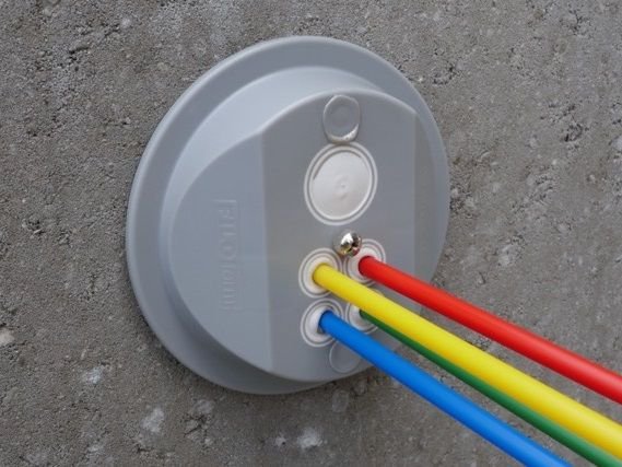 MD1- FTTH 4x4-8mm muurdoorvoer (voor kabels/ducts ø4 - 8mm)