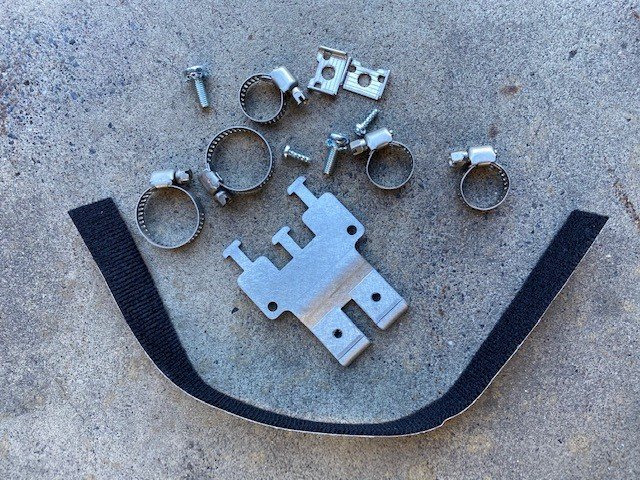 CTU-BRKT-2                 
Internal cable fixation       
bracket up to 3 cables        
Art. 760242594